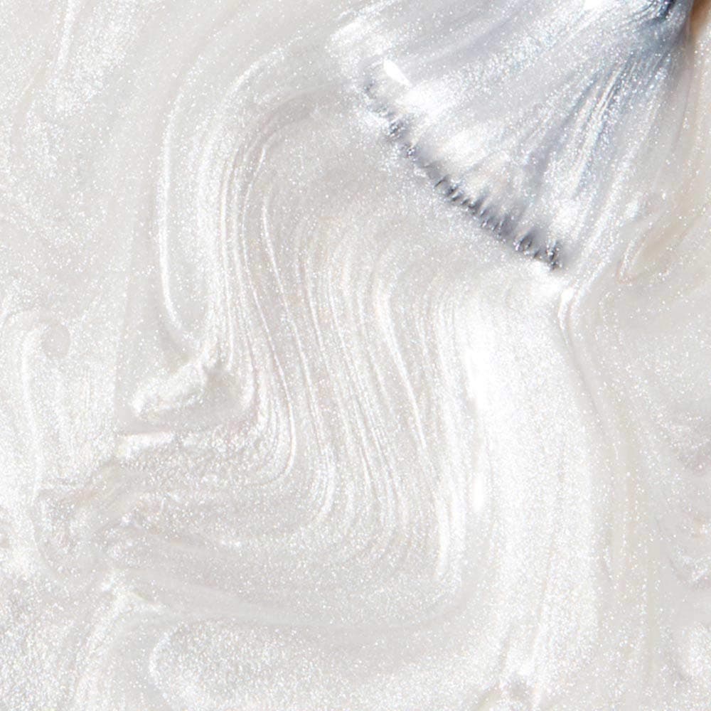 Vernis blanc givré de OPI, 14$ (en solde) sur Amazon
