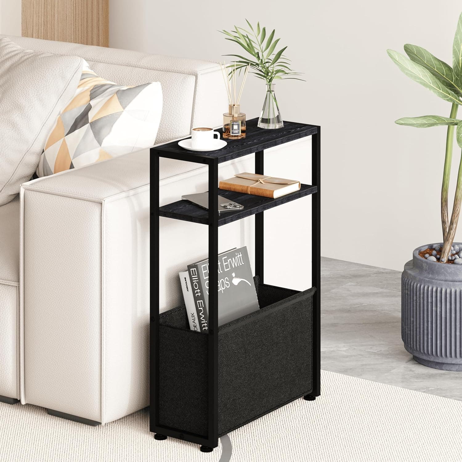 Table d'appoint noire fine