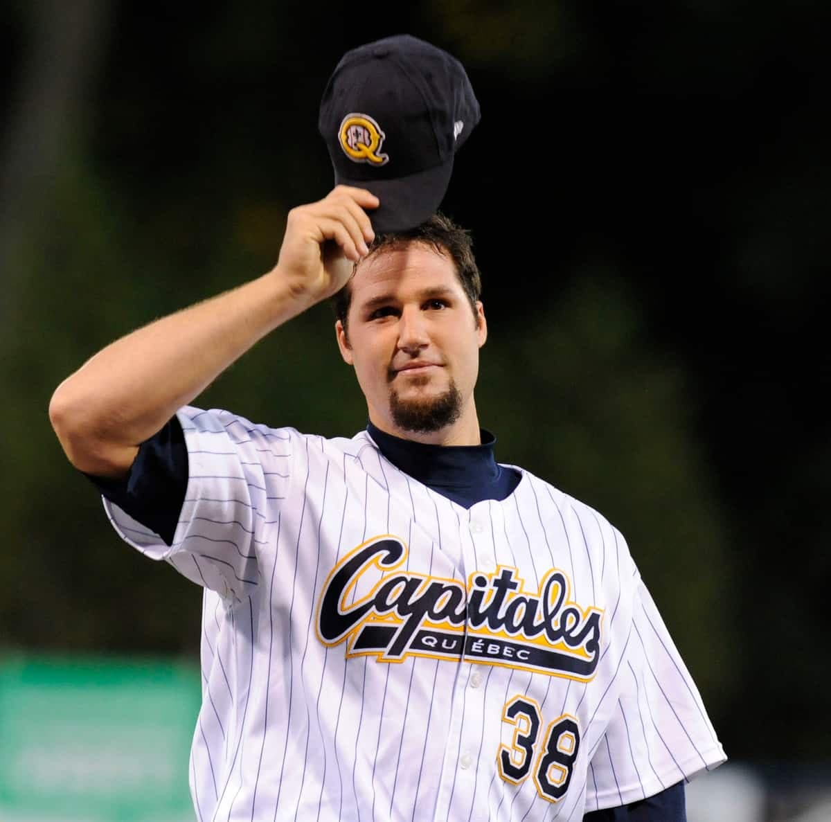 Éric Gagné dans l’uniforme des Capitales de Québec, en septembre 2009.