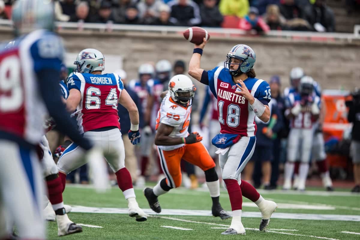 Jonathan Crompton était le quart-arrière des Alouettes vers la fin de la saison 2014.