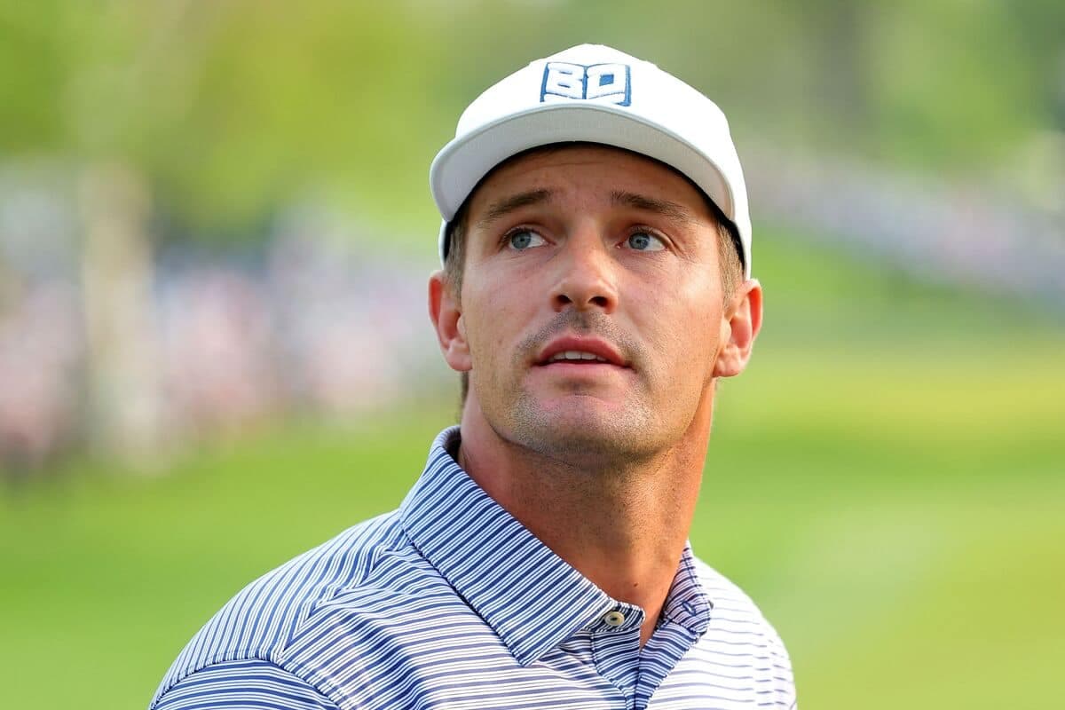 En plus d'être le capitaine d'une équipe de LIV Golf, l'ancienne vedette du circuit de la PGA et solide cogneur est passé dans une autre discipline de son sport, les concours de longues balles, en 2021.