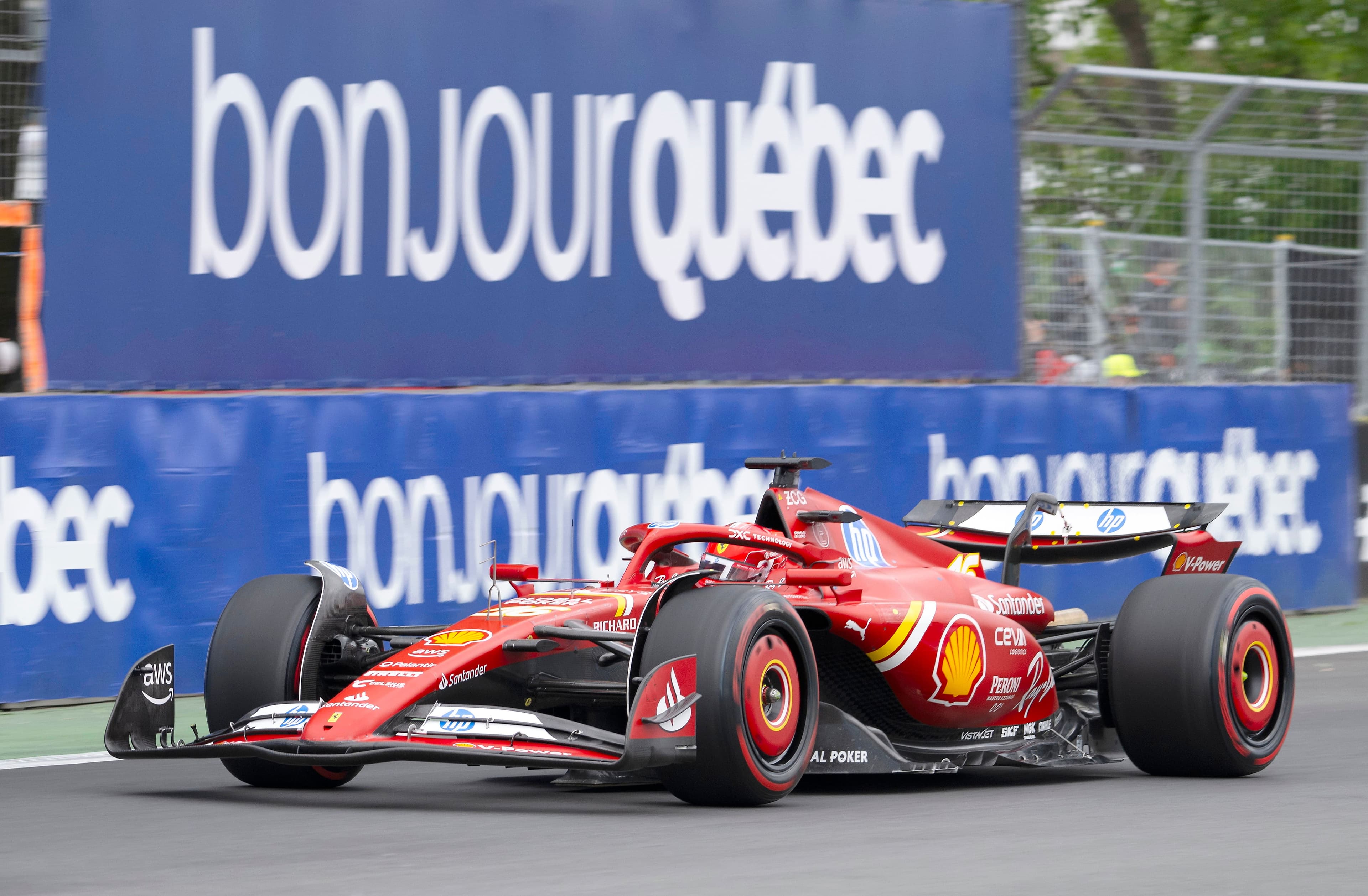 Charles Leclerc lors de la deuxième séance de qualification.