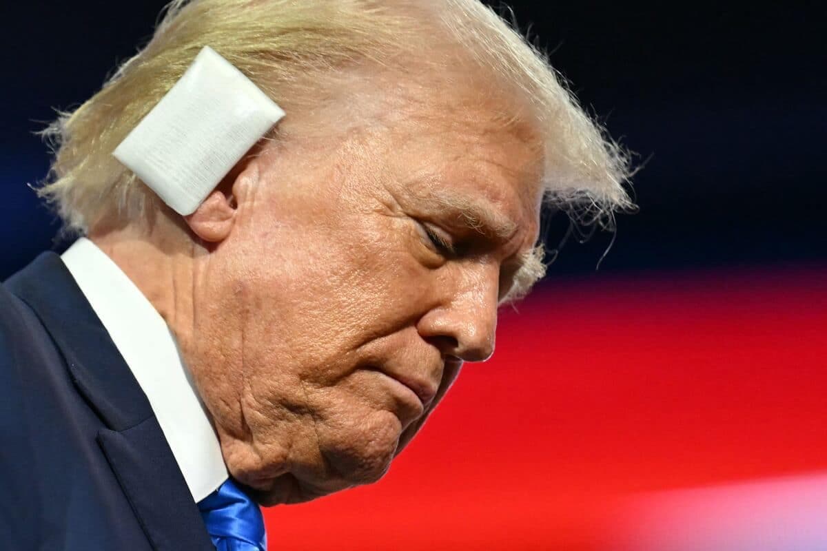 Lors de la convention républicaine de juillet dernier, Donald Trump portait un pansement à l’oreille après la première tentative d’assassinat à son endroit.