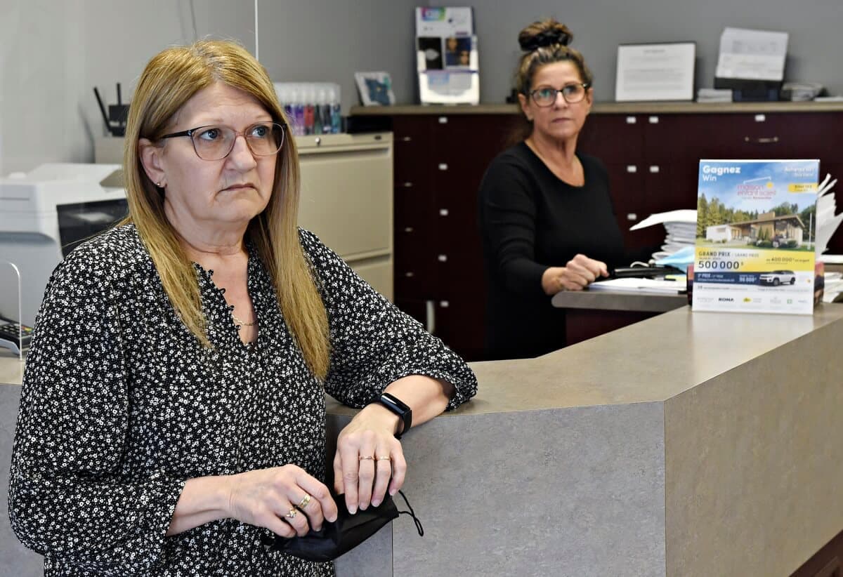 Chantal Poirier et sa collègue Marjolaine Tremble