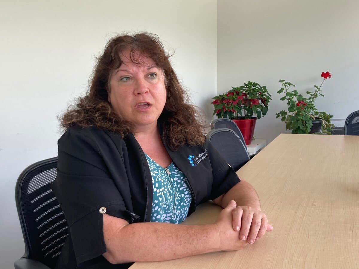Guylaine Pichette, directrice du centre médical de la Côte-de-Beaupré, estime que la journée de la visite papale représentera un grand défi