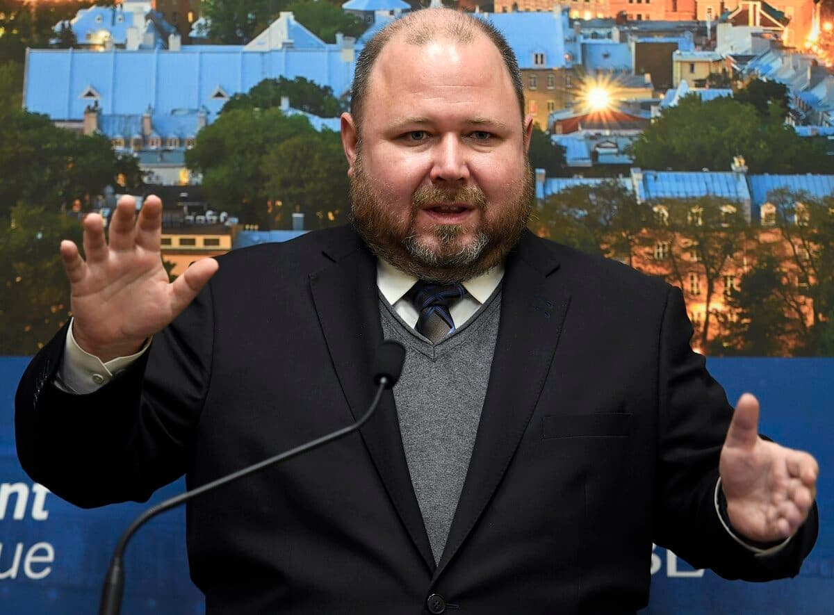 Claude Villeneuve, chef de l’opposition à l’hôtel de Ville de Québec.