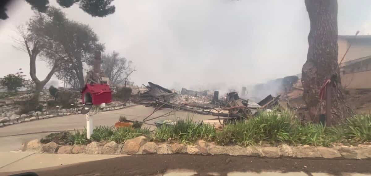 Les flammes n'ont absolument rien laissé de la maison familiale des Warschaw, dans la localité d'Altadena.