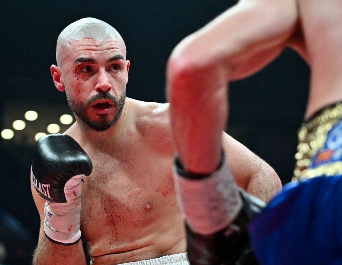 Mathieu Germain sera en action contre Dalton Smith le mois prochain.