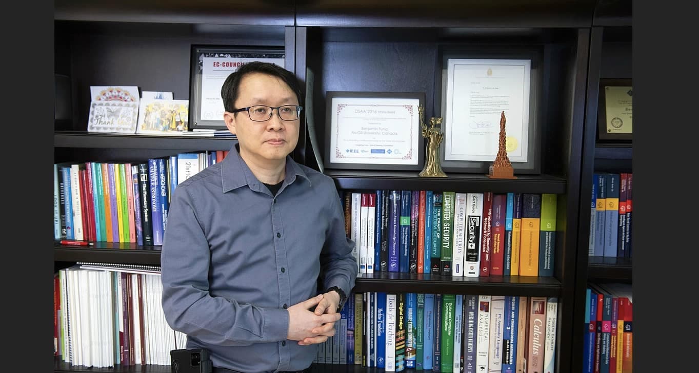 Le professeur de McGill Benjamin Fung a été approché à trois reprises par une compagnie multinationale proche du gouvernement chinois.