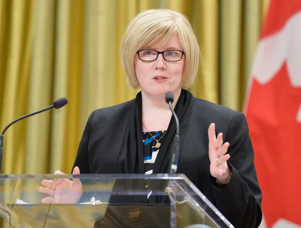 La ministre de l’Emploi, du Développement de la main-d’œuvre et de l’Inclusion des personnes en situation de handicap, Carla Qualtrough