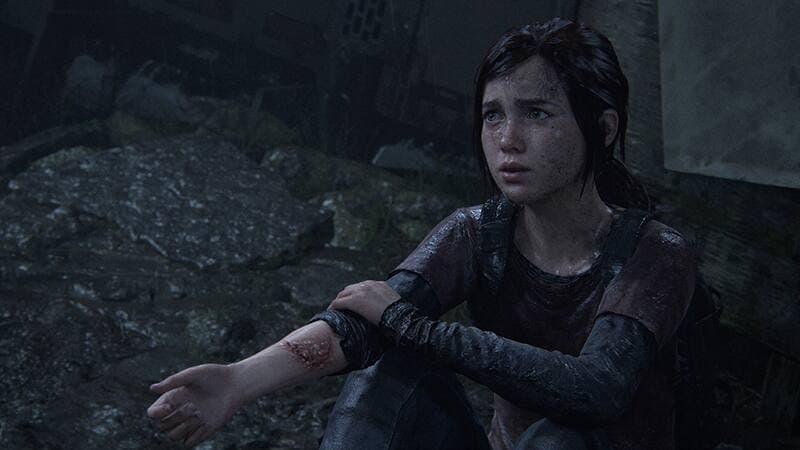 20 ans plus tard, Joel rencontre Ellie, qui a été mordue par un infecté mais qui semble être immunisée