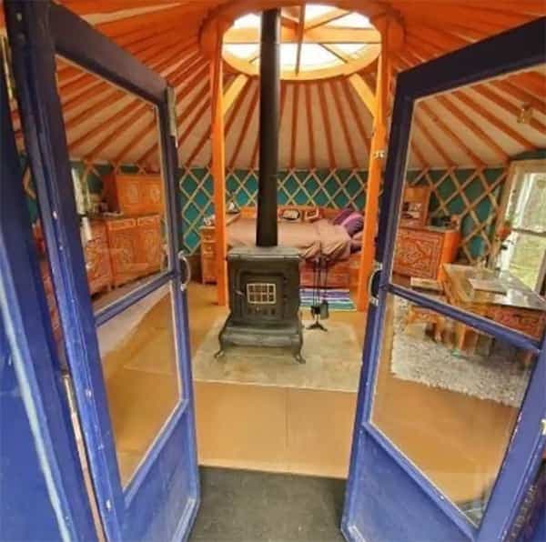Airbnb