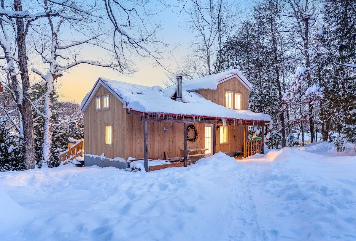 AIRBNB
