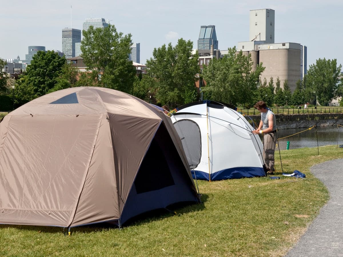 Un atelier de camping de Parcs Canada, en 2015.