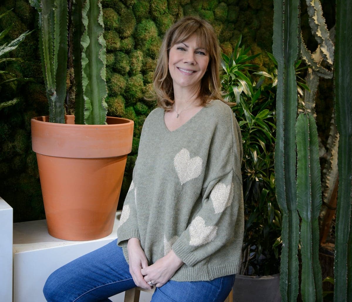 Geneviève Brouillette publie son premier roman aux Éditions Druide: «Traverser la tempête avec un sombrero».