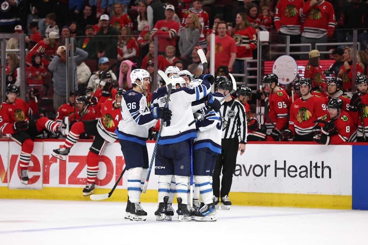 Les Jets auront l'honneur d'ouvrir le bal des séries, face aux Blues.
