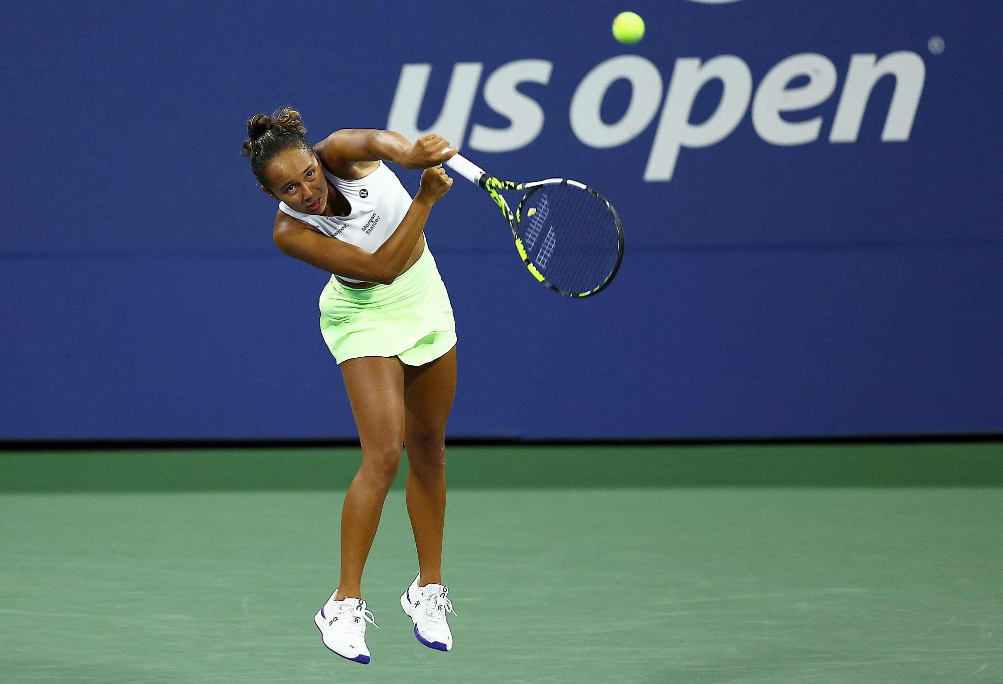 La classique new-yorkaise du US Open a pris fin mercredi soir pour Leylah Fernandez, qui n’a pas fait le poids devant sa rivale Liudmila Samsonova.