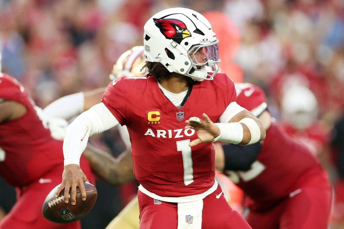 Les Cardinals coupent les ponts avec le quart-arrière Kyler Murray, qui devient libre comme l'air.