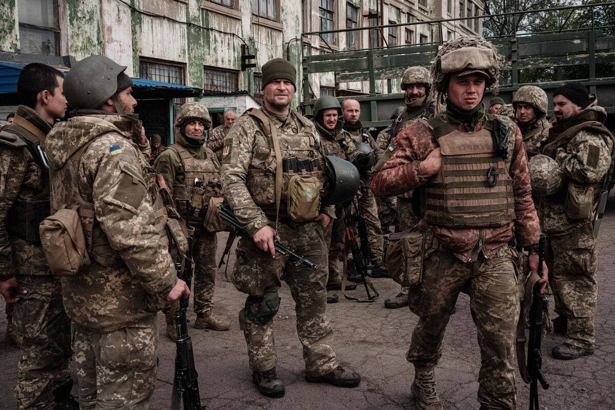 Des soldats ukrainiens