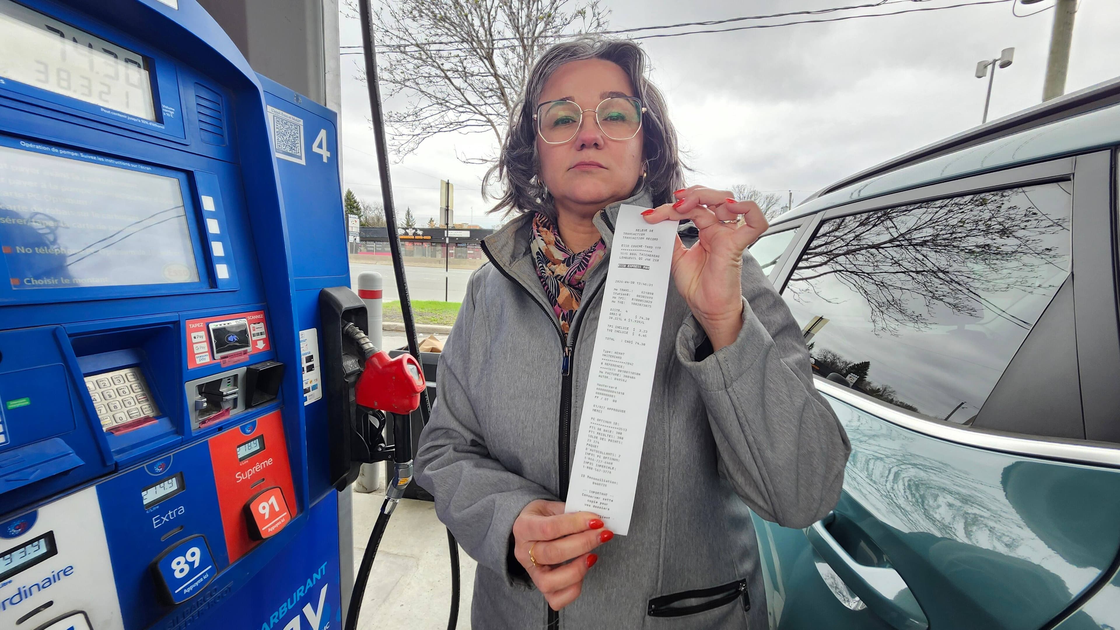 Anne‑Marie Labrecque a mis de l’essence à une station‑service Esso du boulevard Taschereau, à Longueuil.