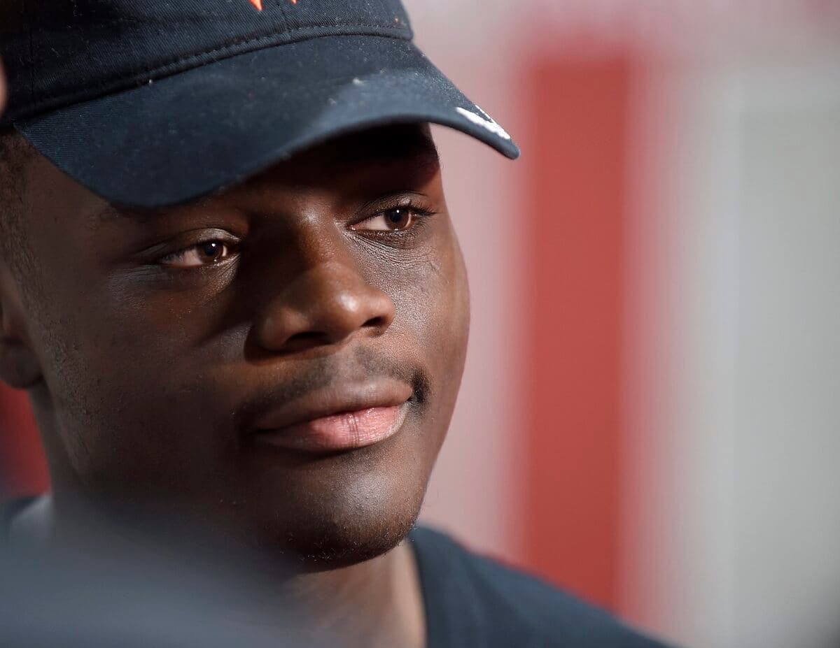 Kalenga Muganda poursuit toujours son rêve d’évoluer pour une université américaine en division 1.