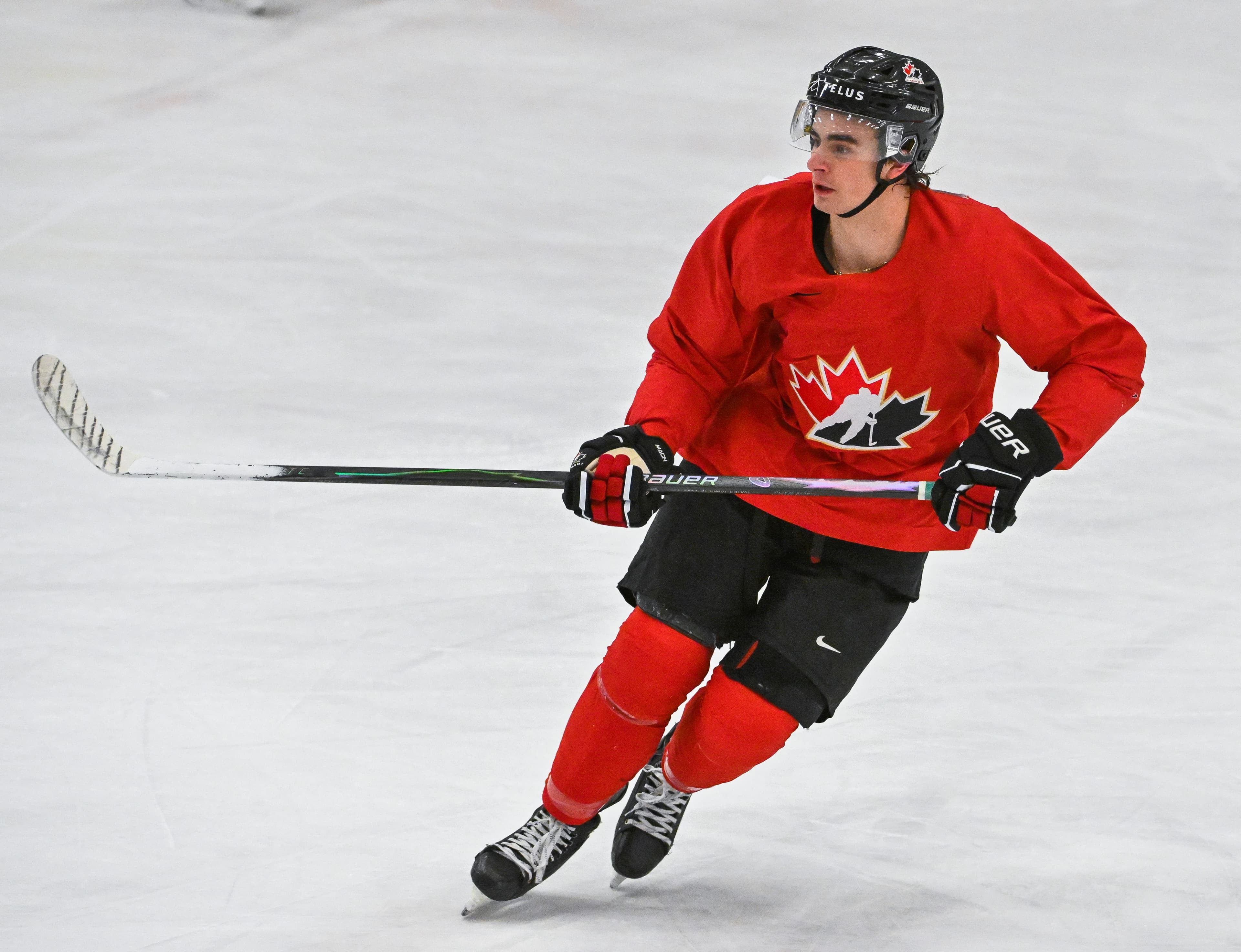 Porter Martone, au camp d’entraînement d’Équipe Canada junior, en décembre 2025, à Niagara Falls.