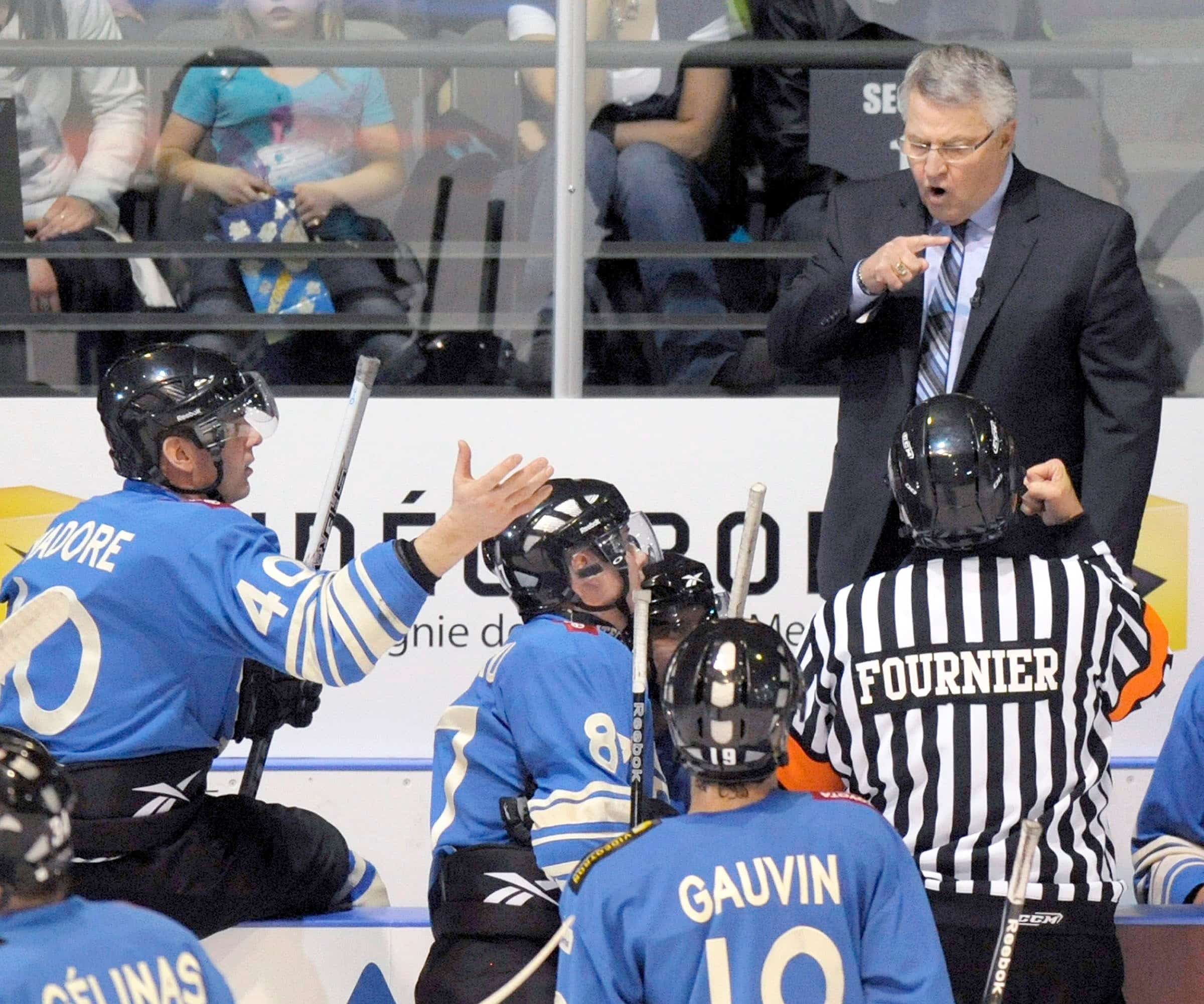 Même lors d’une téléréalité sur la rivalité au hockey entre Montréal et Québec en 2010, Michel Bergeron avait des discussions animées avec l’arbitre Ron Fournier.