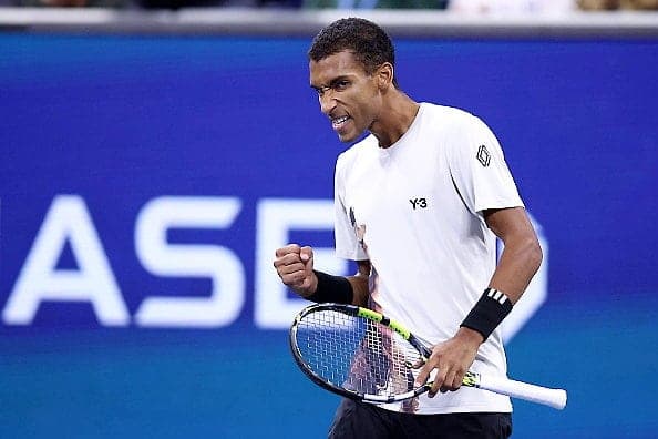 Félix Auger-Aliassime célèbre un point remporté aux dépens d’Alexander Zverev, le samedi 30 août 2025, à New York.