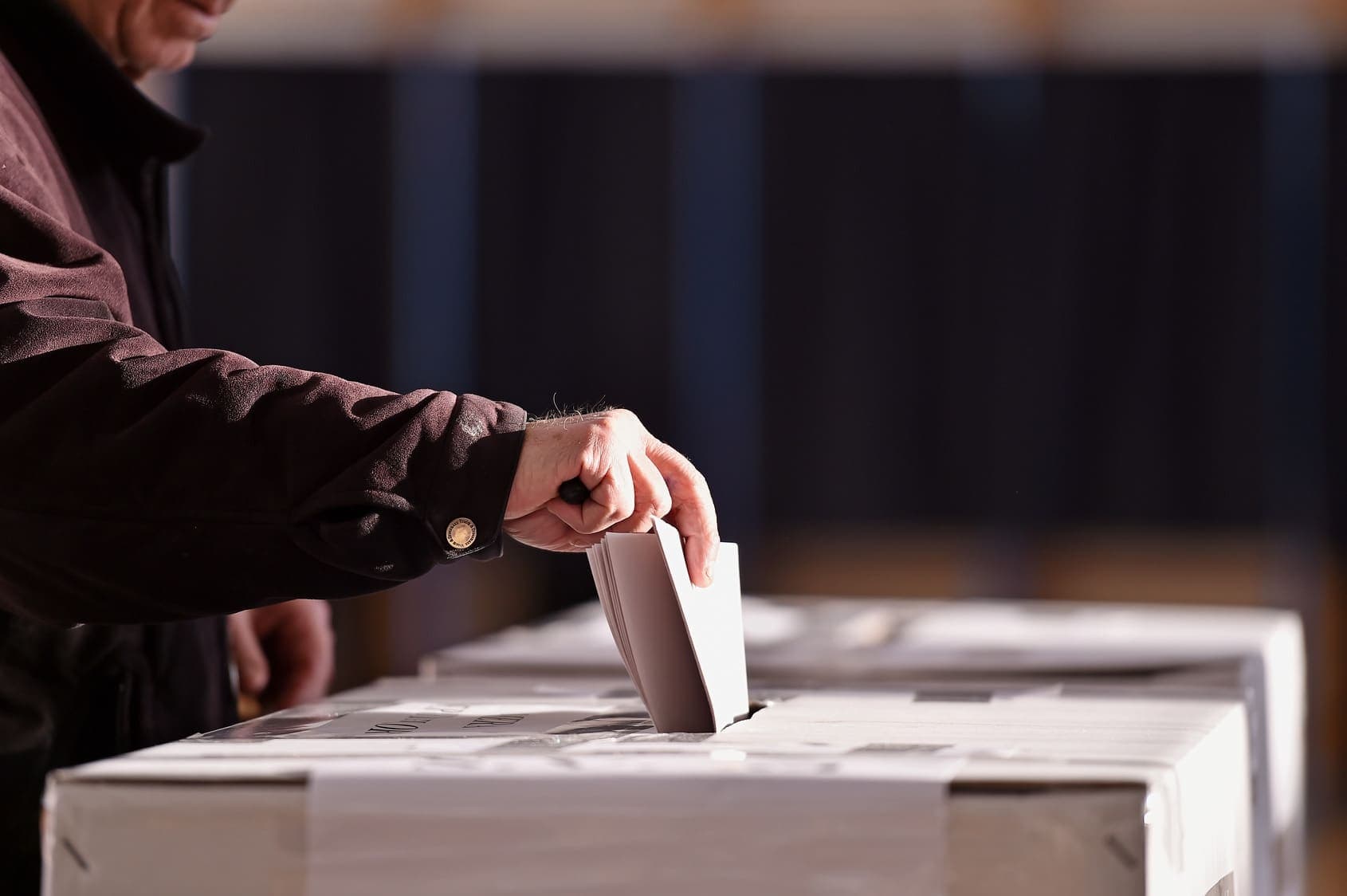 Les prochaines élections générales au Québec sont prévues pour le 5 octobre 2026.