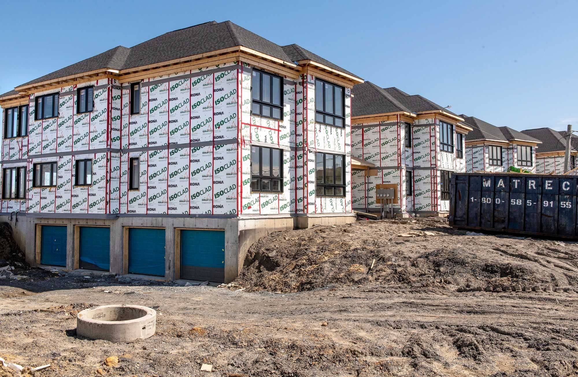 Ces augmentations abruptes de la facture d’une maison en construction seraient un effet de la forte hausse du prix des matériaux.