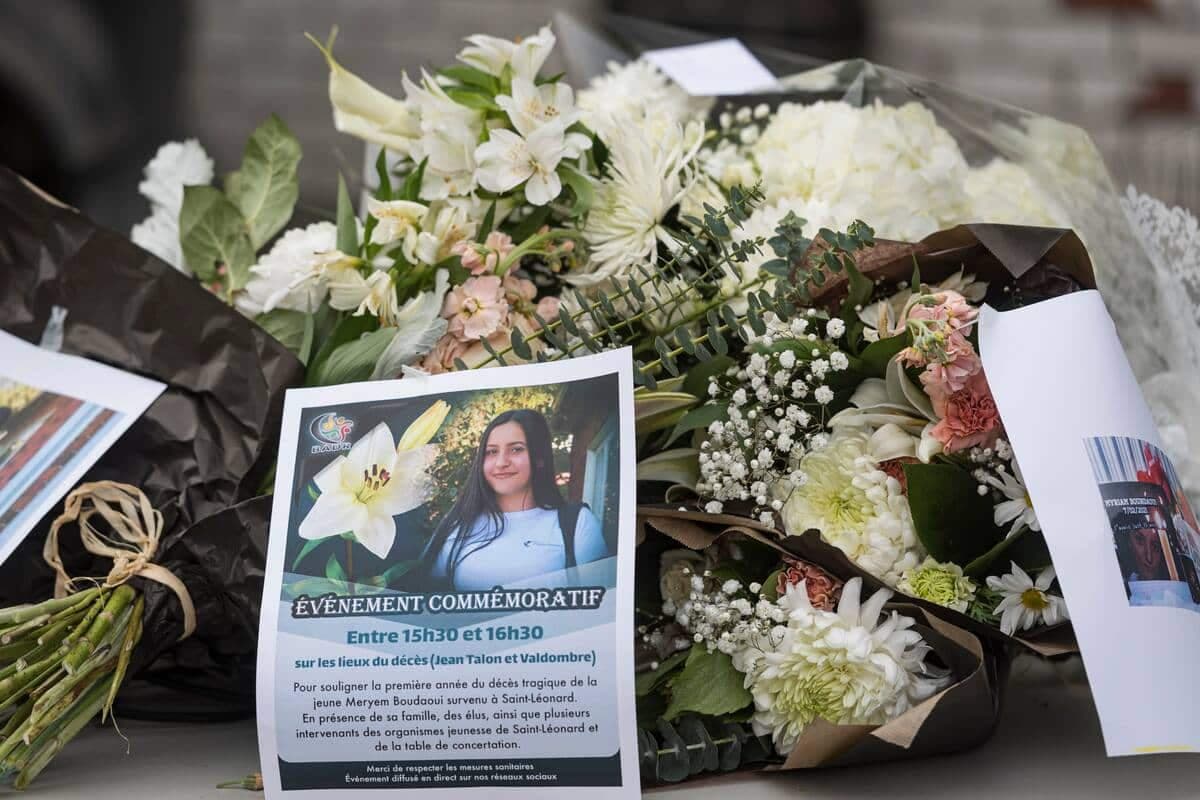 Hommage à Meriem Boundaoui, une fille de 15 ans tuée par balle dans St-Léonard le 7 février 2021, à Montréal, le lundi 7 février 2022.
JOEL LEMAY/AGENCE QMI