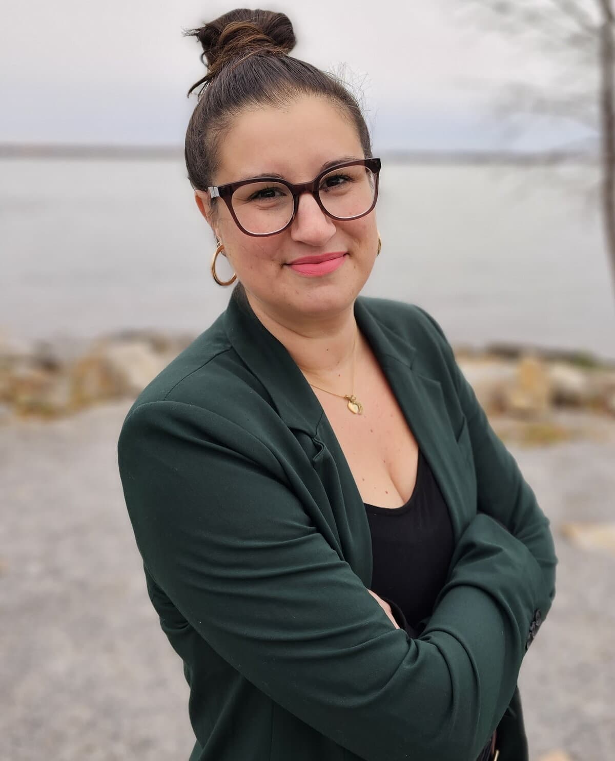 Stéphanie Deslauriers est psychoéducatrice et autrice du livre Tu mérites mieux qu'un bain moussant.