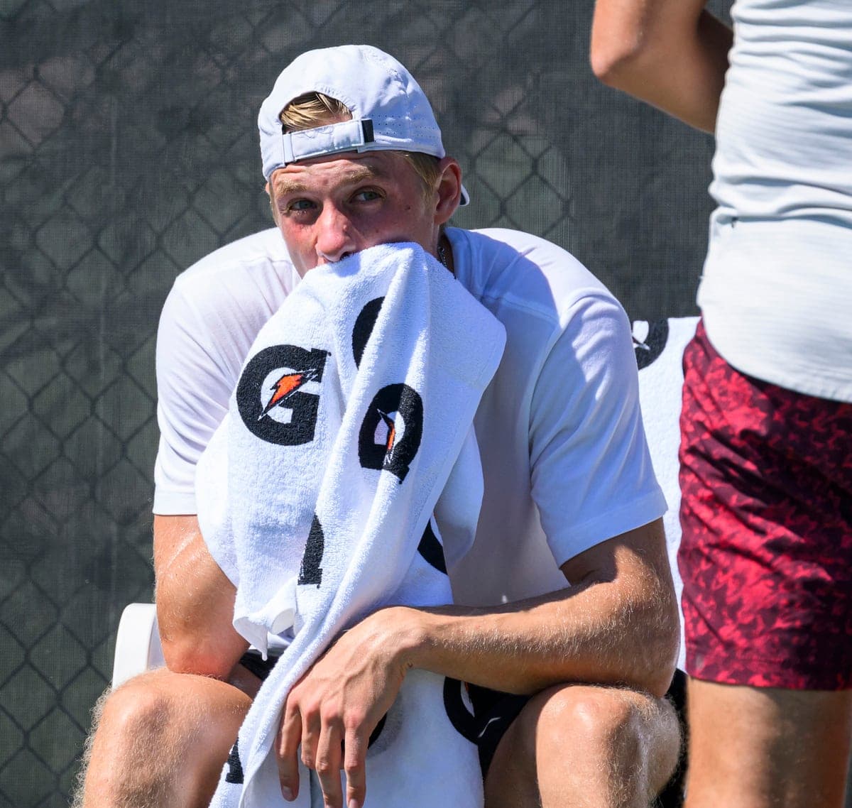 Denis Shapovalov s’est entraîné au stade IGA, samedi midi.