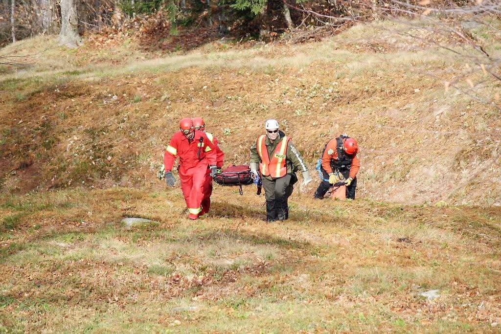 Une unité de recherche et sauvetage de la Sûreté du Québec en pleine action.