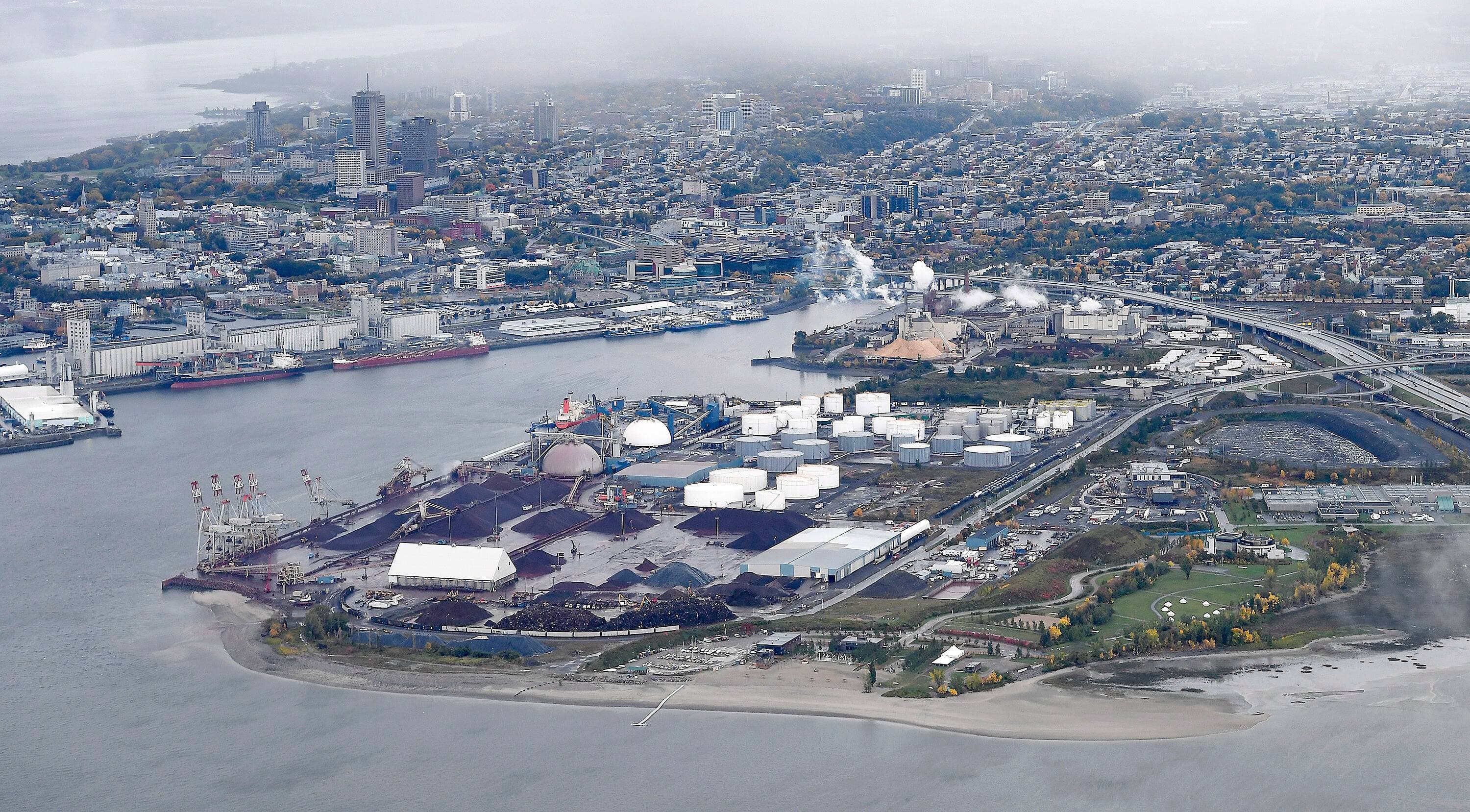 Le projet de terminal de conteneurs Laurentia du Port de Québec se chiffre à 775 M$, dont 505 M$ sont financés par le privé.