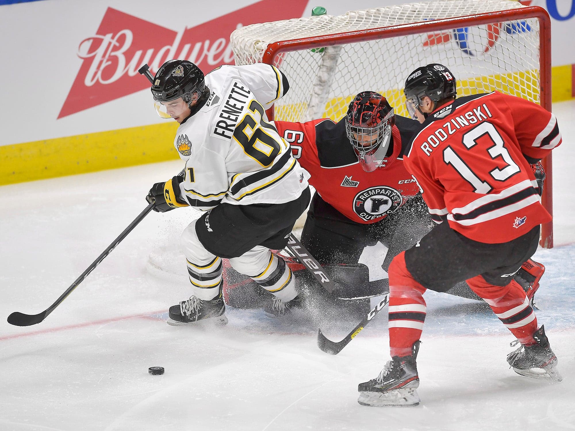 Les Remparts (1-0-1-0) ont disputé deux matchs le week-end dernier en ouverture de la saison, dont un face aux Tigres de Victoriaville, mais les Diables rouges pourraient devoir reporter leurs six matchs prévus jusqu’au 28 octobre.