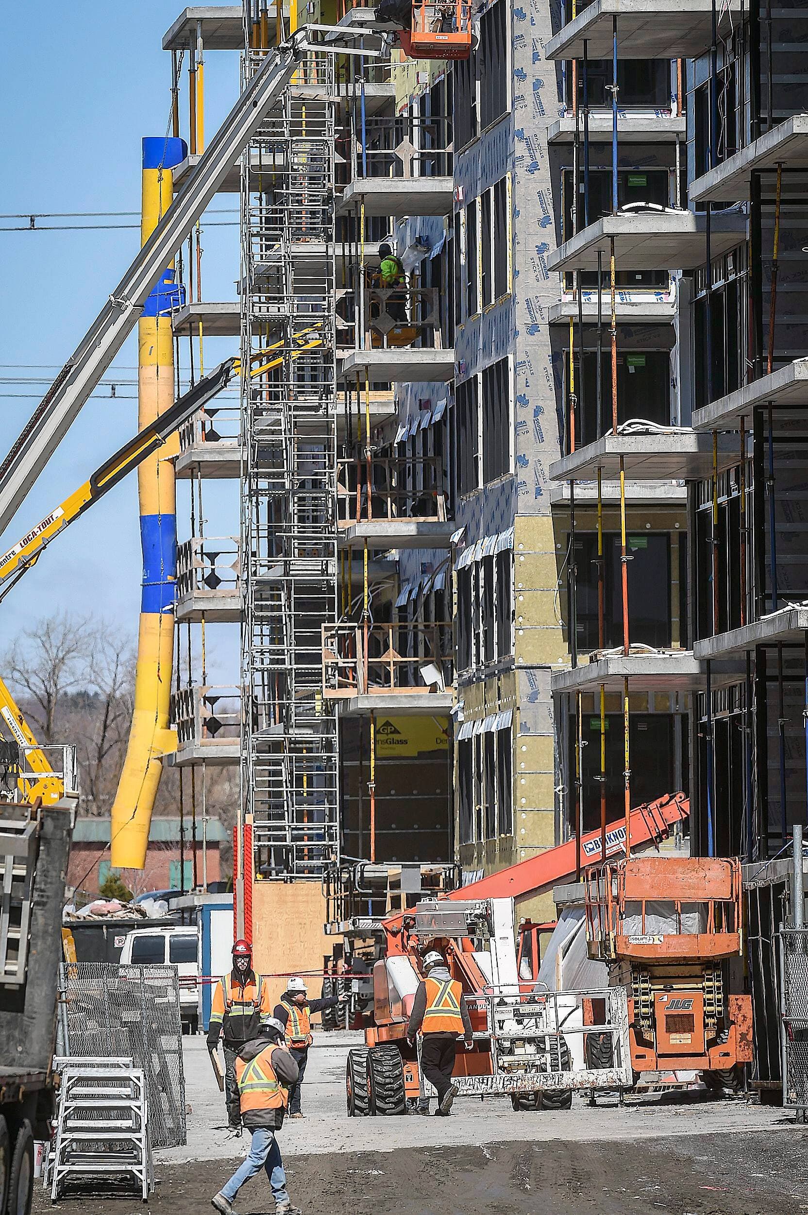Les chantiers de construction de la province ont été la cible de pas de moins 655 interventions de la part des inspecteurs de la construction durant un mois.
