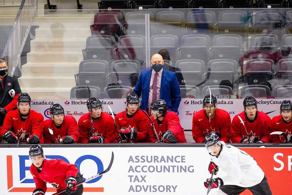 L’entraîneur-chef André Tourigny ne sait pas quand il pourra être à nouveau derrière le banc d’Équipe Canada junior.