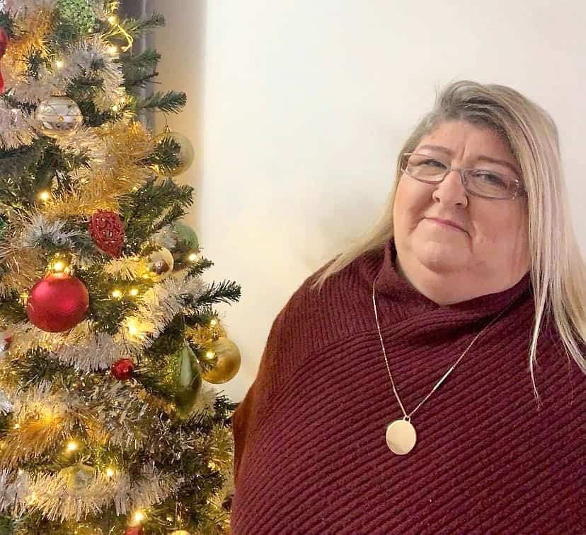 À 50 ans, Linda Sampson attend depuis plus de deux ans une chirurgie bariatrique.