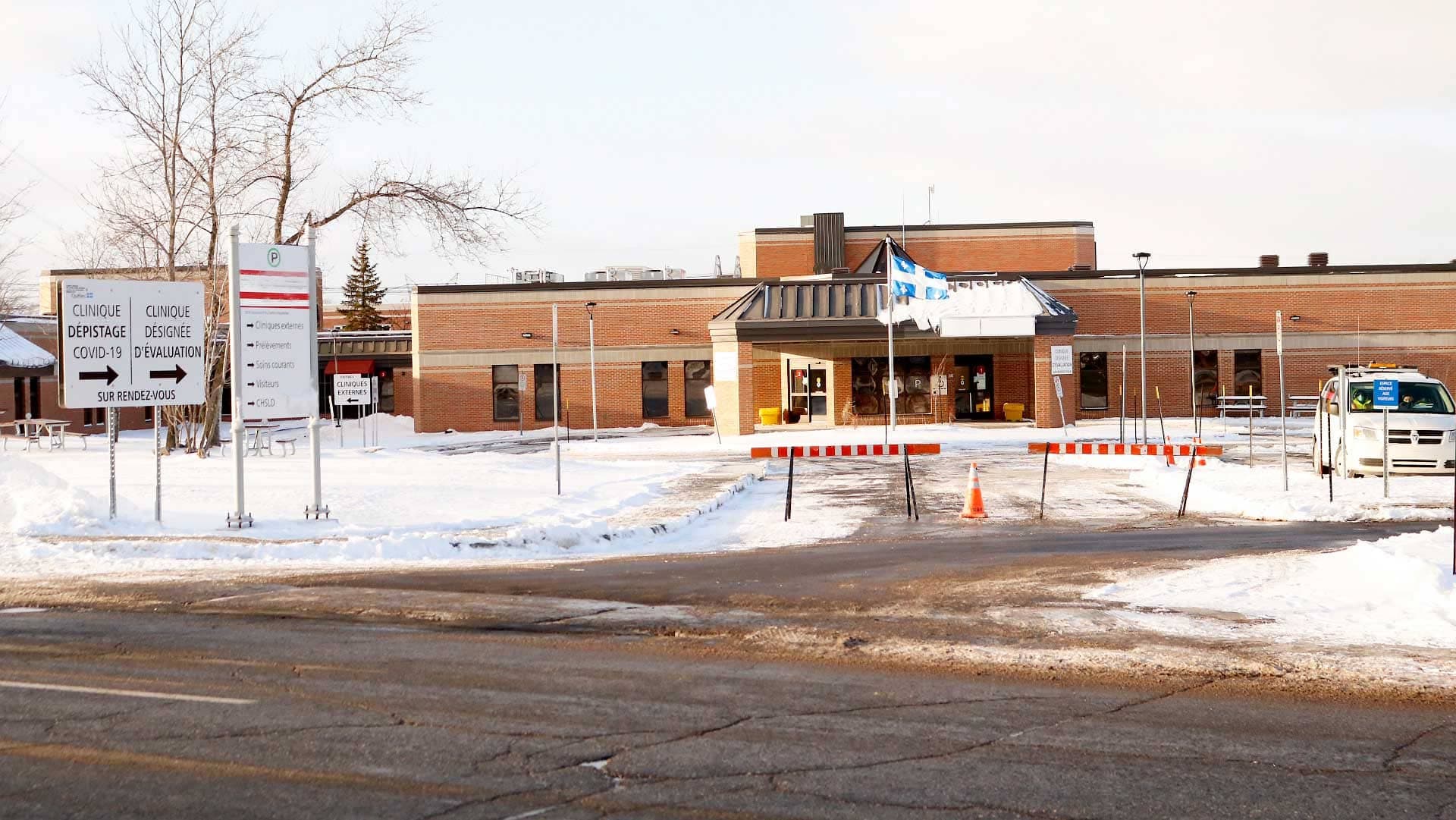 Le Centre Paul-Gilbert fait partie des 12 résidences de la grande région de Québec à se trouver en « situation critique » concernant le nombre de cas de COVID-19.