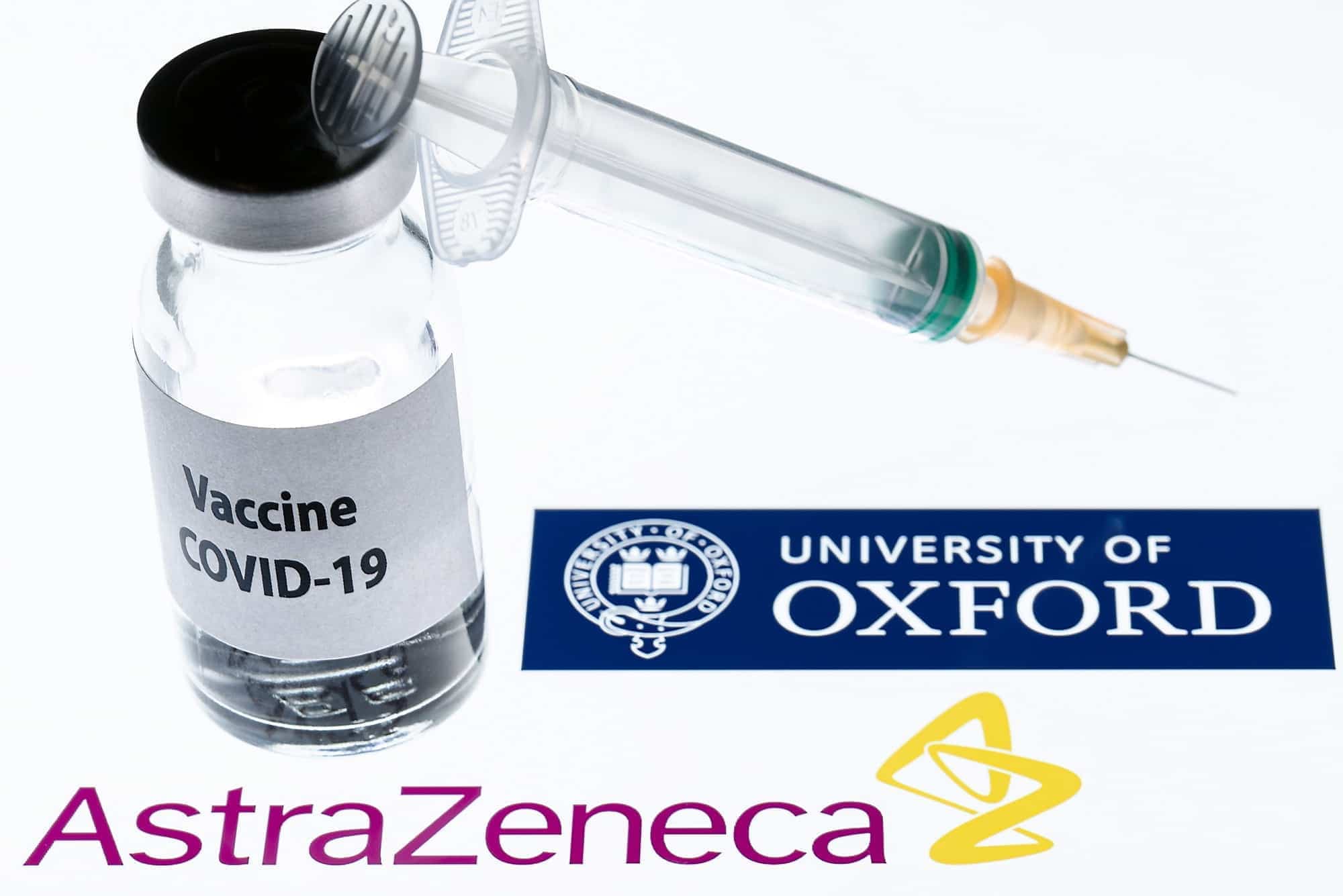 Le vaccin anti-COVID d’AstraZeneca a été le premier à être validé par une revue scientifique.