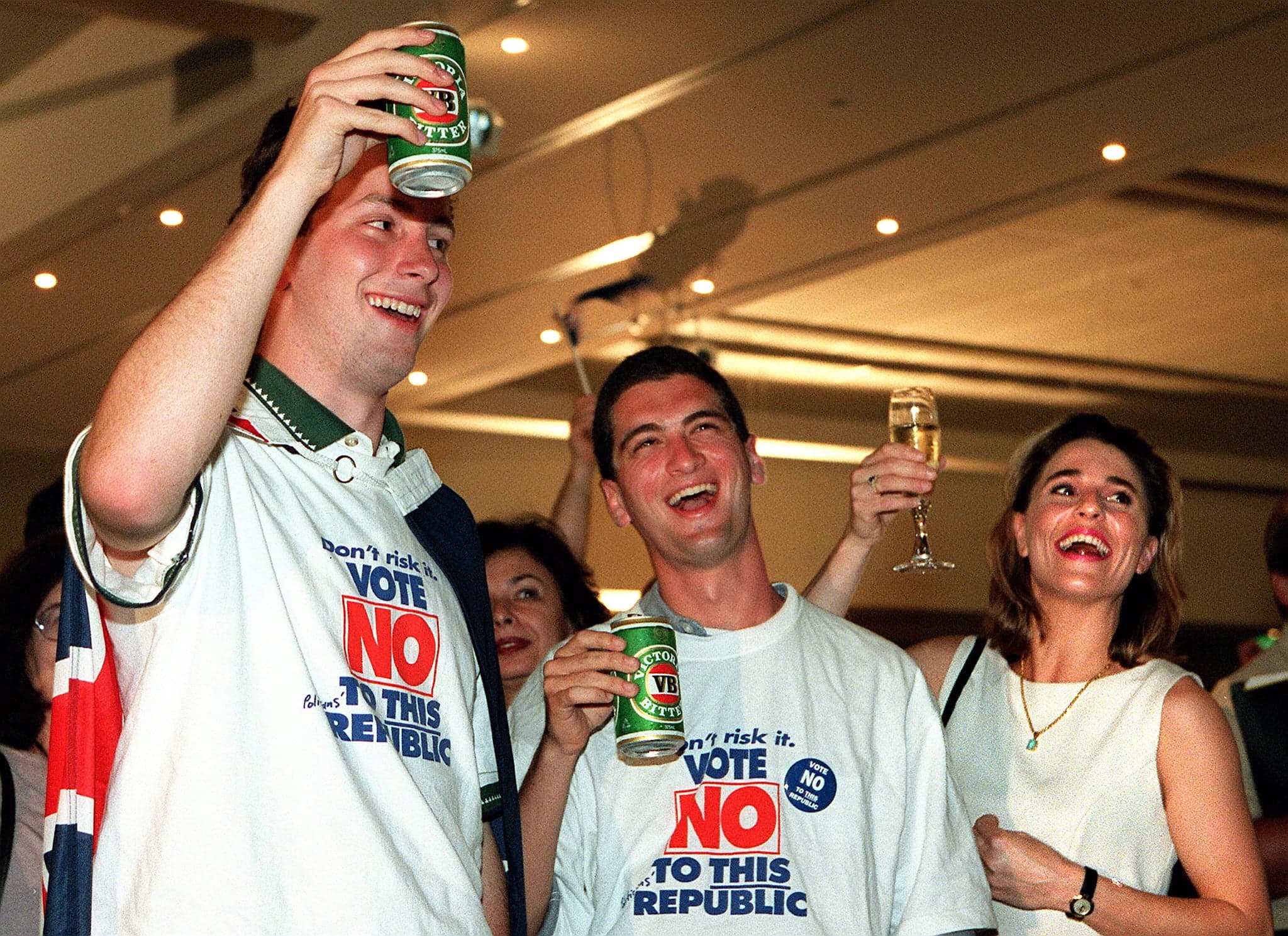 En 1999, les partisans australiens de la monarchie avaient raison de célébrer, alors que la fondation d’une république avait été rejetée par 55 % de la population. Deux décennies plus tard, l’opinion publique penche plutôt contre la monarchie.