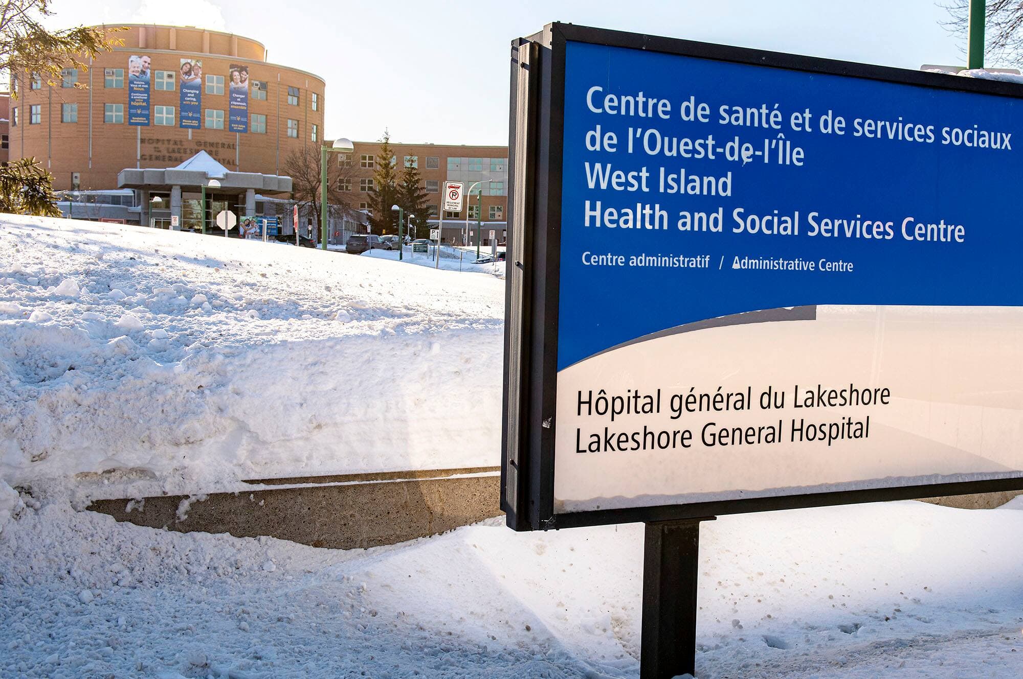 Plusieurs employés du CIUSSS de l’Ouest-de-l’Île-de-Montréal, dont fait partie l’Hôpital général du Lakeshore, auraient été victimes de fraudes commises par une de leurs collègues, ce qui a poussé l’établissement à déclencher une enquête interne.