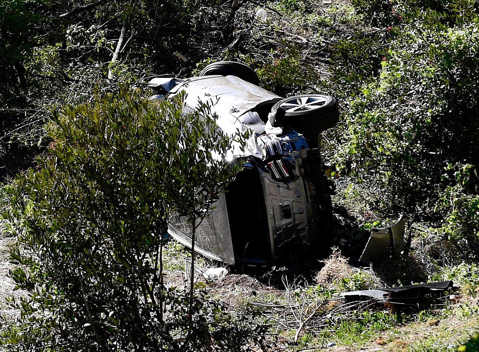 Le véhicule de Tiger Woods à la suite de son grave accident de la route, mardi.