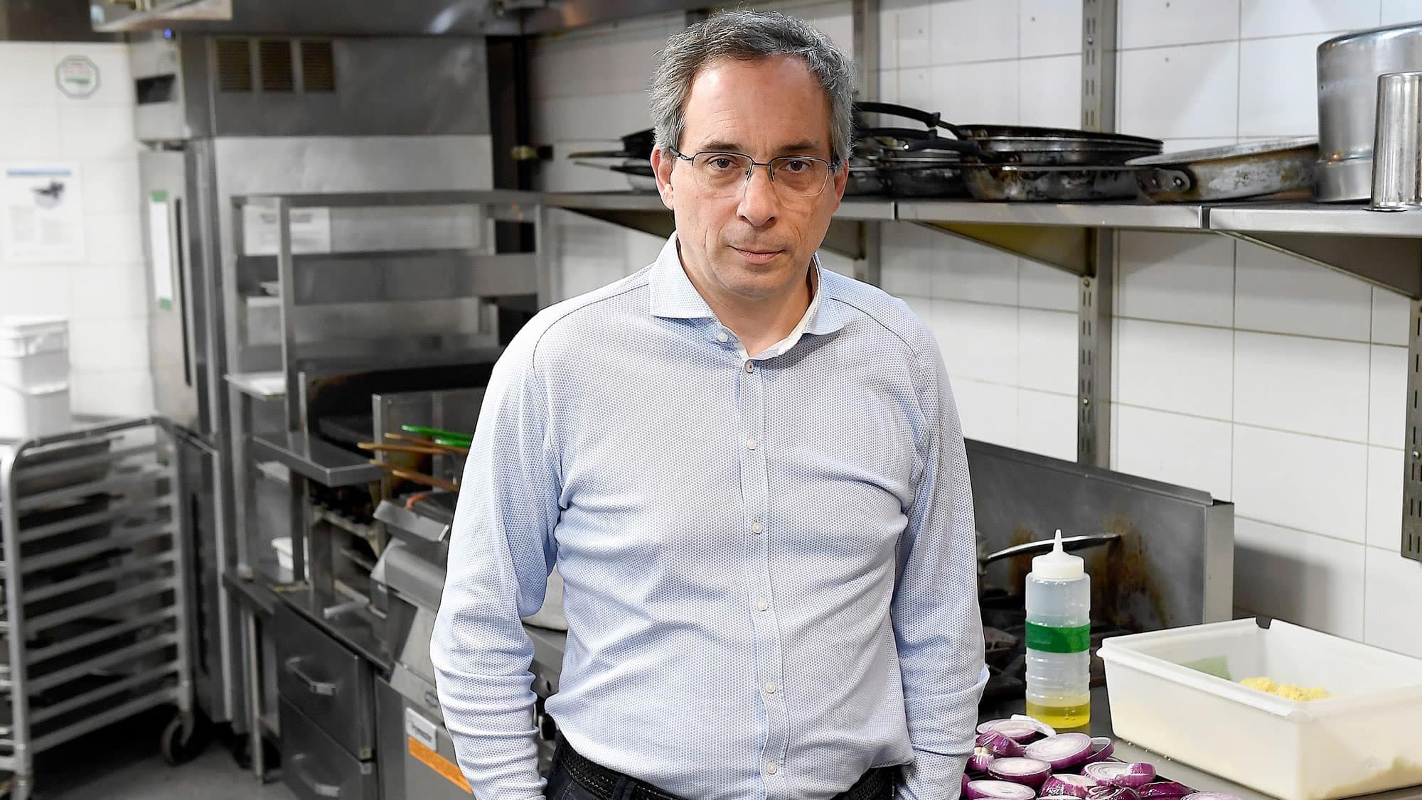 Pierre Moreau, président-directeur général du Groupe Restos Plaisirs, a hâte que la tempête se calme.