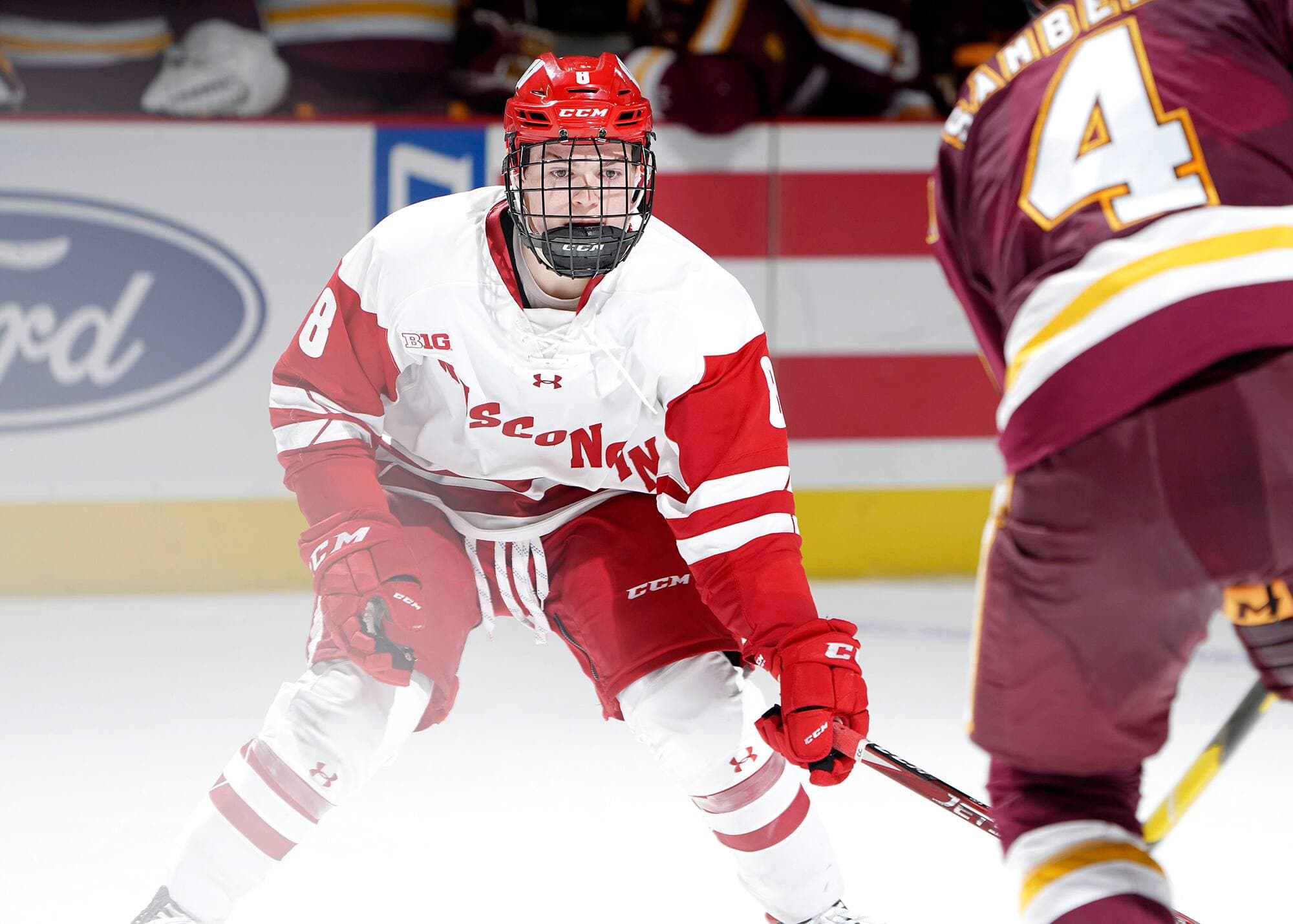Cole Caufield pourrait avoir endossé la flanelle des Badgers du Wisconsin pour la dernière fois, vendredi.
