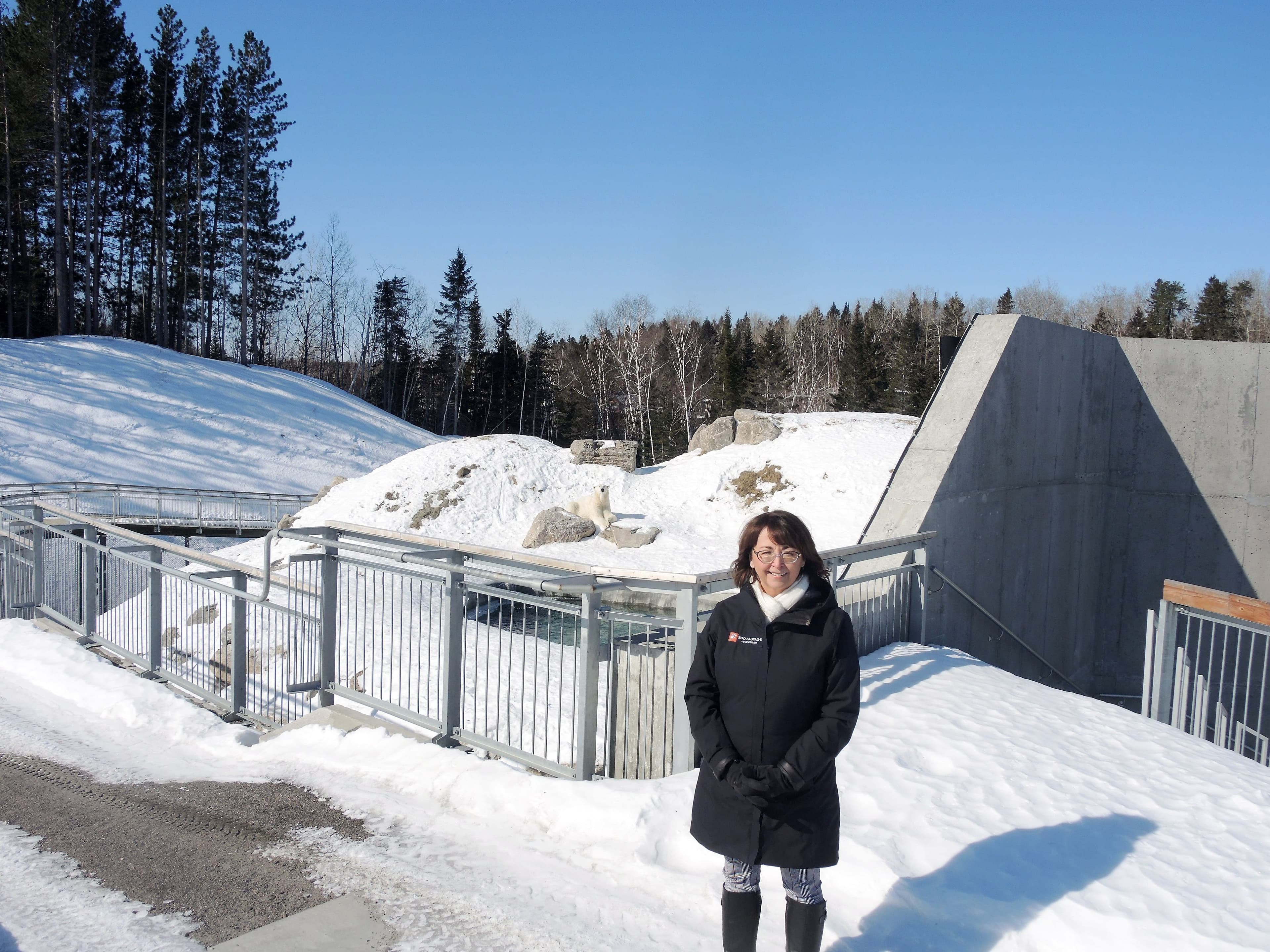 Même si le Zoo sauvage de Saint-Félicien a vu défiler moins de visiteurs en 2020, la directrice générale de l’établissement, Lauraine Gagnon, est toutefois ravie de voir que les Québécois ont été au rendez-vous.