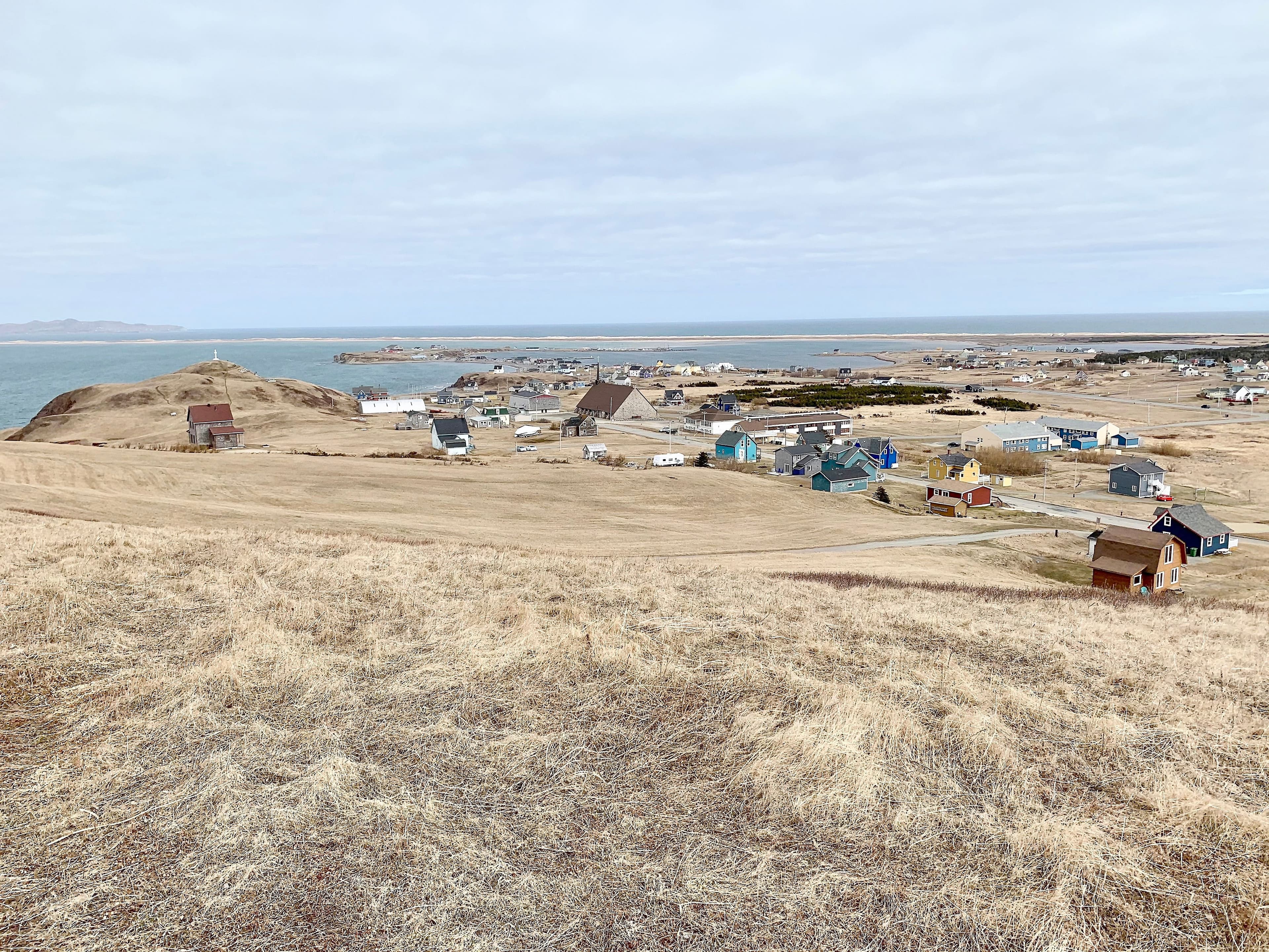 La saison touristique officielle n’a été lancée qu’à la mi-juin 2020 en raison de l’incertitude de la pandémie, occasionnant des pertes considérables aux Îles de la Madeleine.