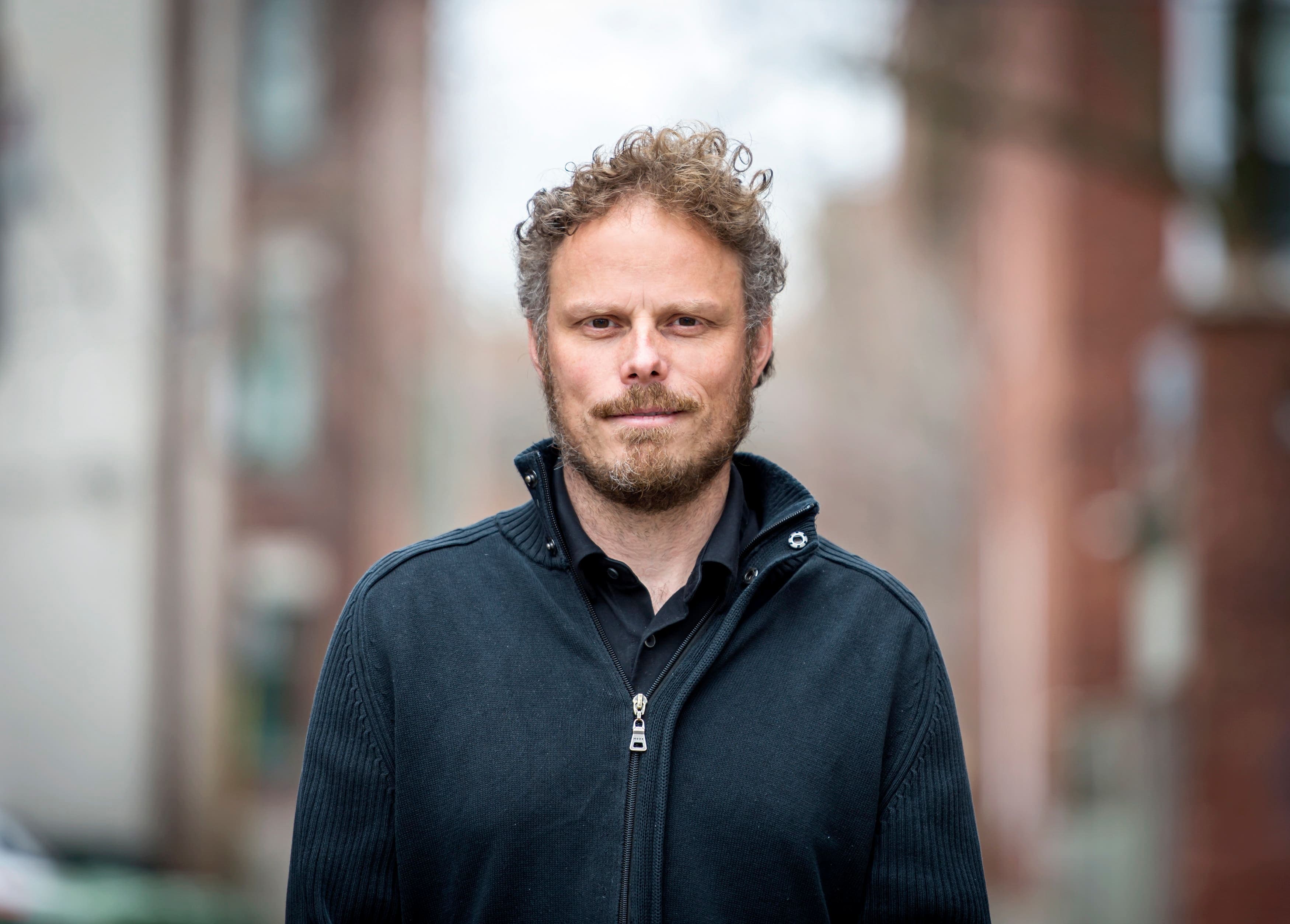 Christopher Pal, chercheur en intelligence artificielle à Polytechnique, a préféré se priver d’un généreux financement pour ses travaux, afin de ne pas être associé à l’entreprise Huawei.