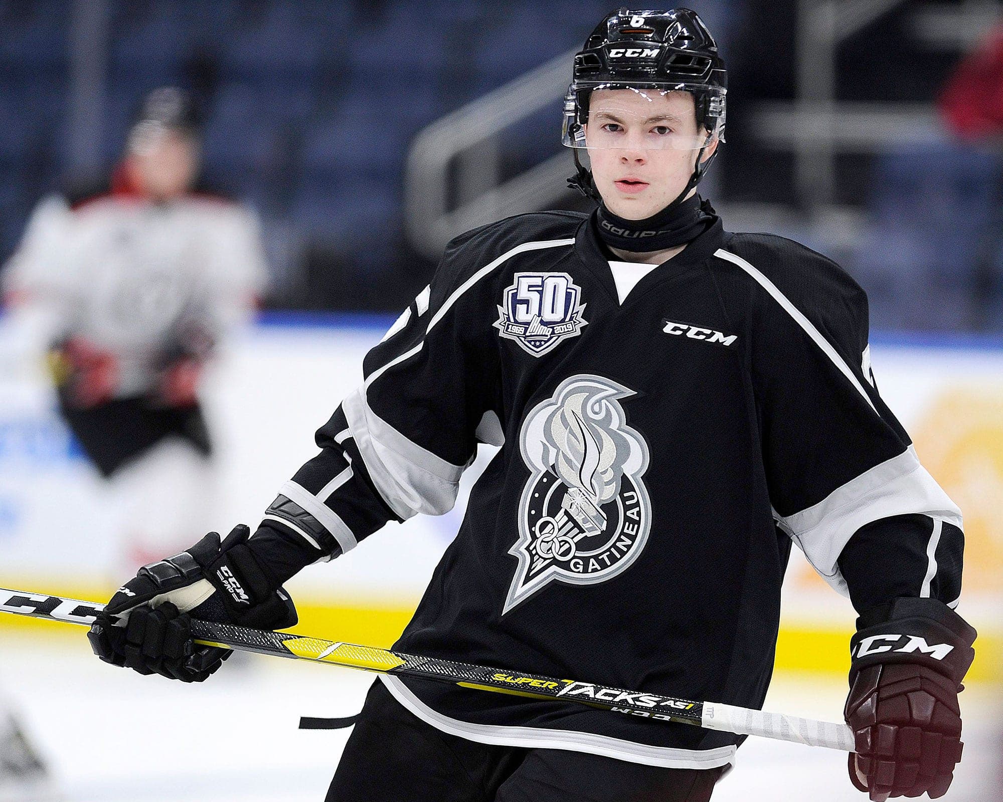 Les Remparts, tout comme le reste de la LHJMQ, n’ont pas eu la main heureuse avec les joueurs américains dans les dernières années. Le dernier qu’ils sont parvenus à convaincre est le défenseur Braeden Virtue en 2017. Ici, Virtue avec les Olympiques de Gatineau.